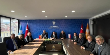 AK Parti Bilecik teşkilatı İl Genel Meclisi üyeleriyle bir araya geldi