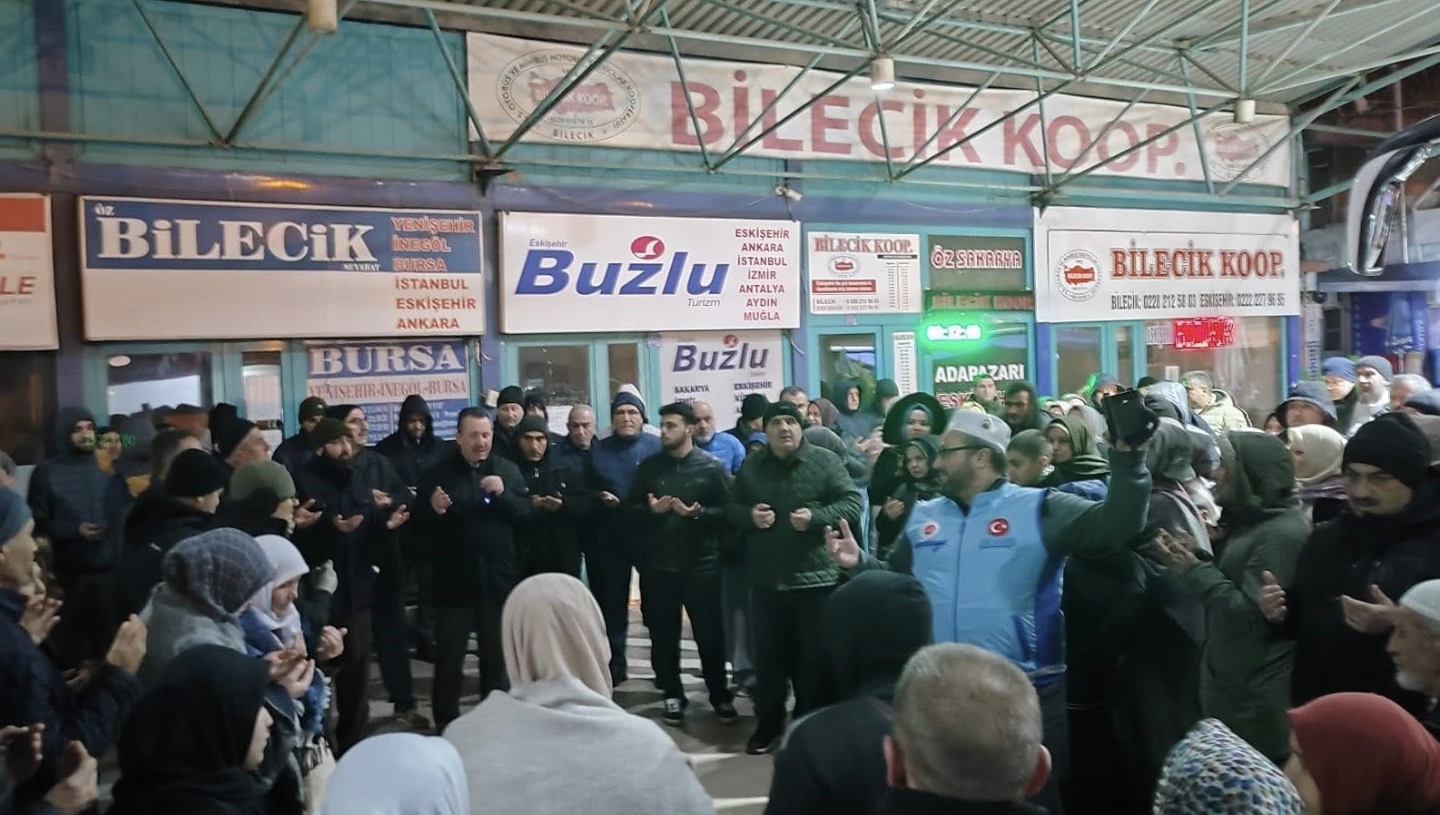 Bilecik’te umreciler kutsal topraklara uğurlandı