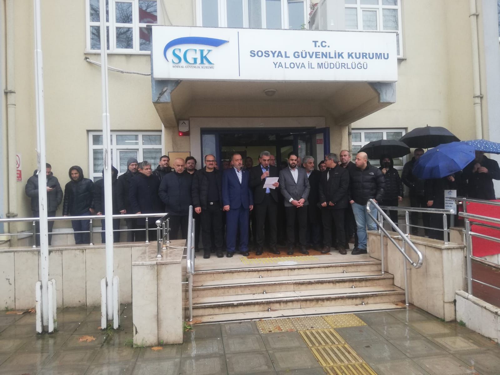 "Kamuda şiddetle mücadele tek yasa ile olmalı"