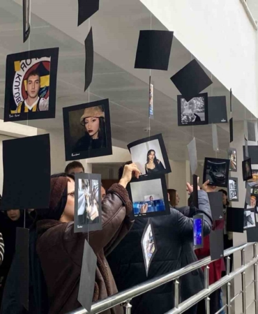 45 öğrenci fotoğraflarıyla ’Kimlik’ kavramını yorumladı