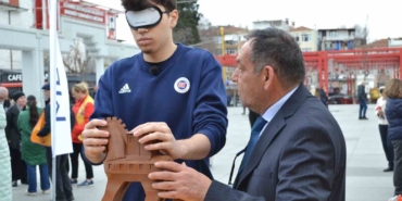 Görme engelliler için Bakırköy’de Empati Parkuru kuruldu