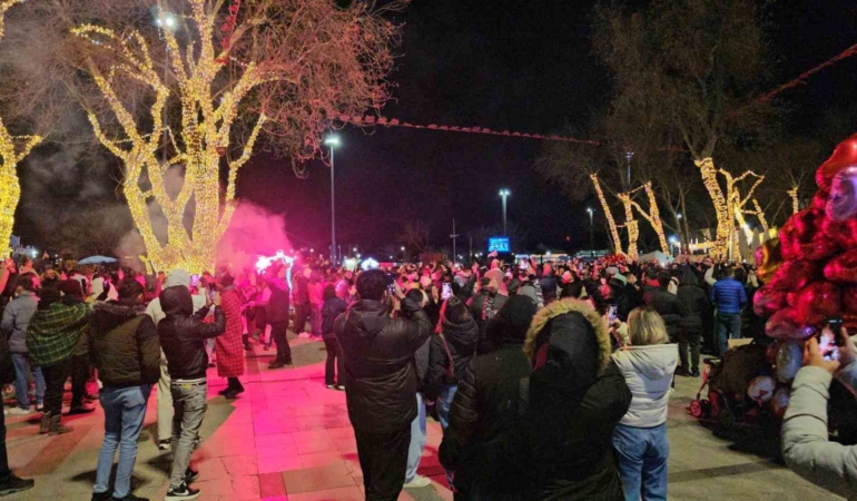 Bandırma, 2026’ya coşkuyla girdi