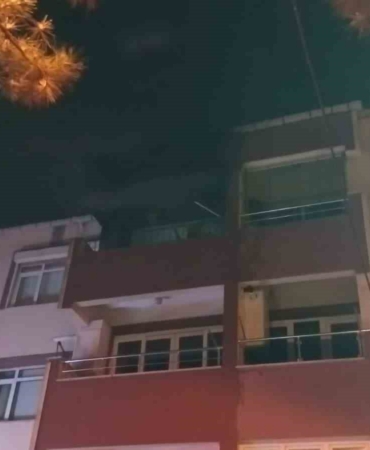 Kocaeli’de ev yangını