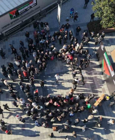 Arnavutköy’den Gazze’ye yardım tırı dualarla uğurlandı