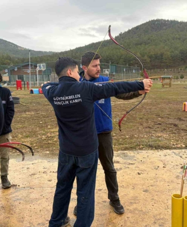 Doğayla iç içe yarıyıl tatili kampı