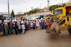 Minik öğrenciler Bilecik Belediyesi Atölye Birimi’ni gezdi