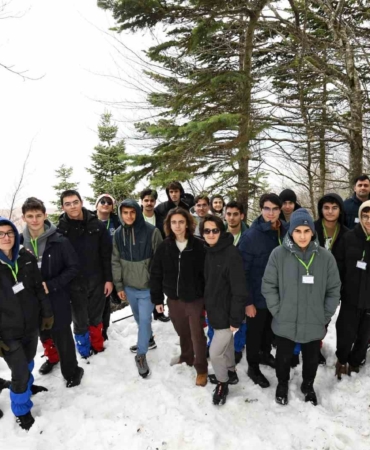 Osmangazi’de dersane öğrencileri Uludağ kampıyla ödüllendirildi