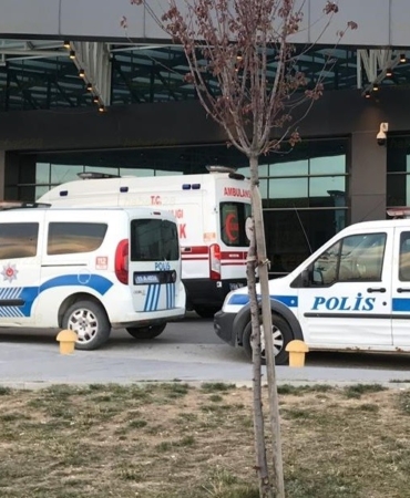 Av tüfeğini kontrol ederken yanlışlıkla kendini vurdu