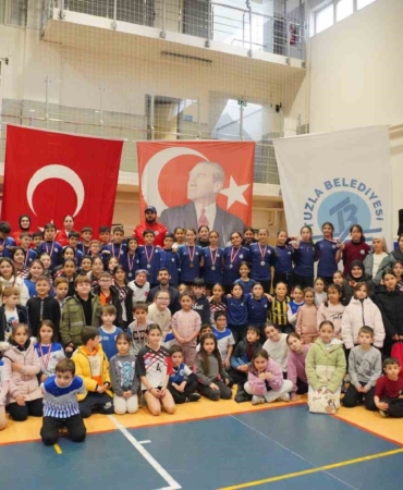 Tuzla’da ara tatil spor şenliği coşkuyla gerçekleşti, kazanan dostluk oldu