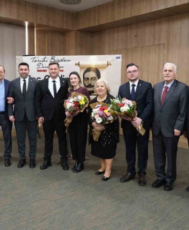 "Tarihi Bizden Dinleyin" söyleşisi yoğun ilgi gördü