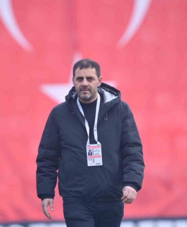 Kani Ademoğlu: "Sezon sonu bu hikayenin mutlu bir tablo ile biteceğine inanıyoruz"