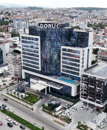 Doruk Nilüfer’de Da Vinci robotik cerrahi farkı