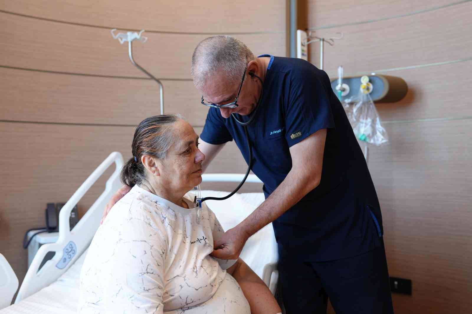 Avrupa’da çare yok denildi, İstanbul’da kalbi durdurulmadan iyileşti