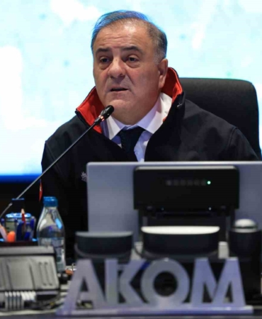 İBB Başkanvekili Aslan son durumu paylaştı: "İstanbul’un her tarafını anlık izliyoruz, 3 bin 492 aracımız sahada"