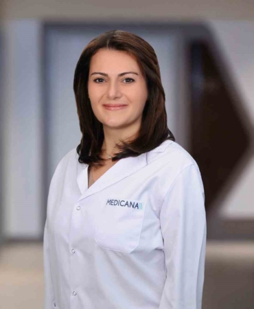 Menopoz beyni de etkiliyor: Uzmanından kadınlara önemli tavsiye