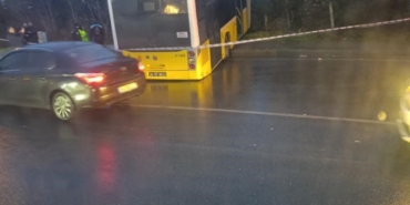 Arnavutköy’de içinde yolcuların bulunduğu İETT otobüsü ormanlık alana uçtu, faciadan dönüldü