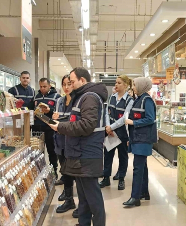Edirne’de Ticaret Bakanlığı ekipleri sahada: Ramazan öncesi işletmeler mercek altında