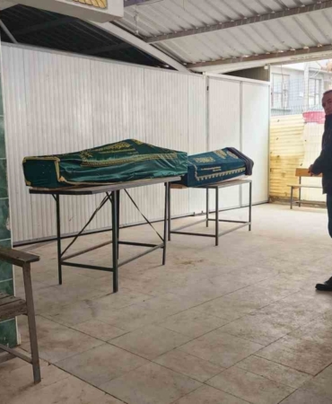 Otoyol gişelerindeki kazada ölen çift gözyaşlarıyla uğurlandı