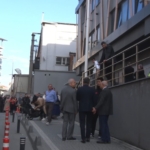 Bayrampaşa Kaymakamlığı’nda yangın paniği: Çalışanlar tahliye edildi