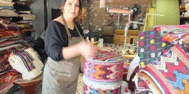 Eski halı ve kilimleri ekonomiye kazandırıyor