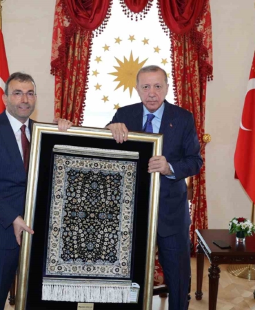 Cumhurbaşkanı Erdoğan Pendik Belediye Başkanı Ahmet Cin’i kabul etti