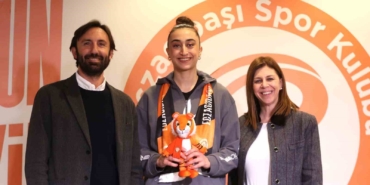 Eczacıbaşı Dynavit, Elif Şahin ile ’yola devam’ dedi