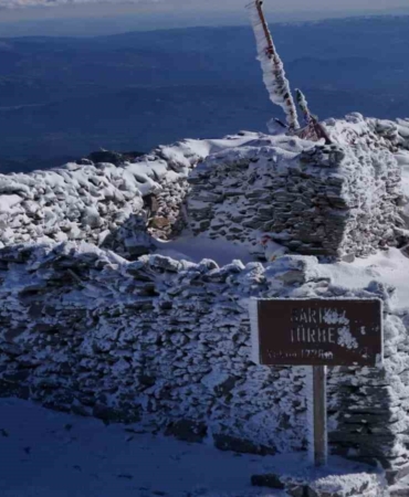 Harikalar diyarı Kazdağları beyaz örtüsü ile bir başka güzel