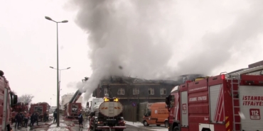 Tuzla’da çakmak fabrikasında çıkan yangın paniğe neden oldu