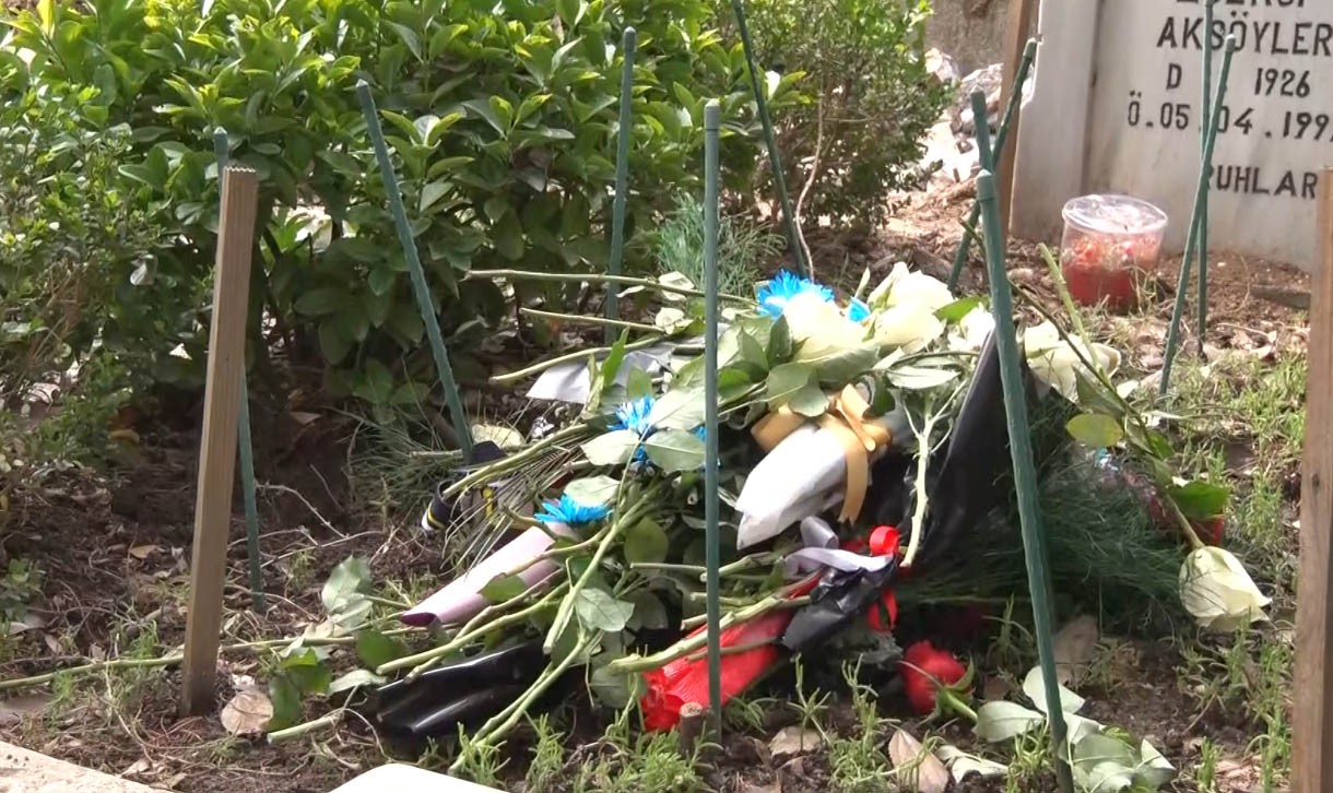 Güngören’de bıçaklanarak öldürülen Atlas Çağlayan’ın mezarı yapılıyor