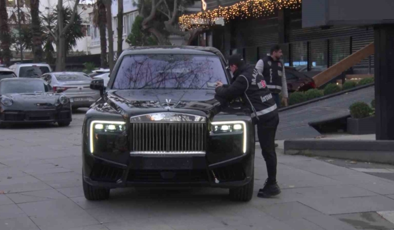 Kadıköy’de vurgun iddiasıyla gündeme gelen galeriye operasyon