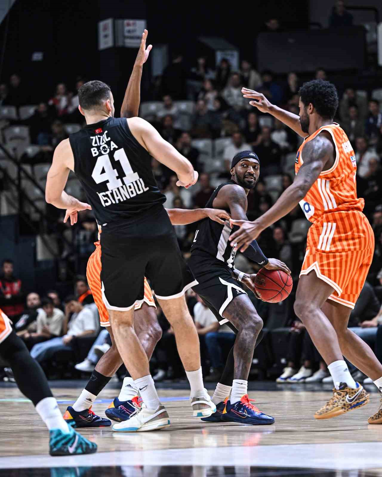 Eurocup: Beşiktaş: 97 - Ratiopharm Ulm: 76