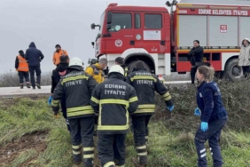 Tırın biçip hurdaya çevirdiği otomobilin sürücüsü öldü