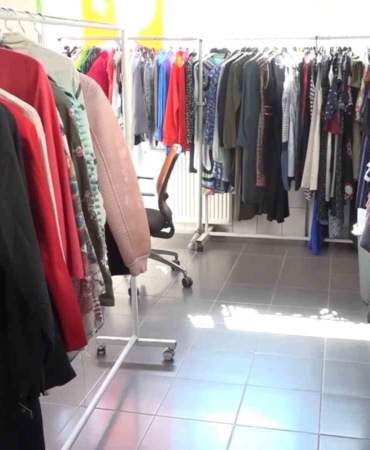 Nilüfer’de ‘Giymiyorsan Giydir’ dayanışması büyüyor