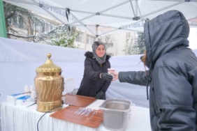 İnegöl Belediyesi’nden öğrencilere ücretsiz çorba ikramı