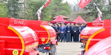 Bilecik’te 3 ton kapasiteli 15 adet su tankeri köylere teslim edildi