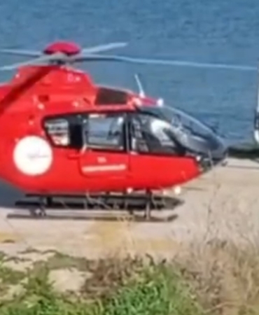 Avşa Adası’nda rahatsızlanan vatandaş ambulans helikopterle sevk edildi