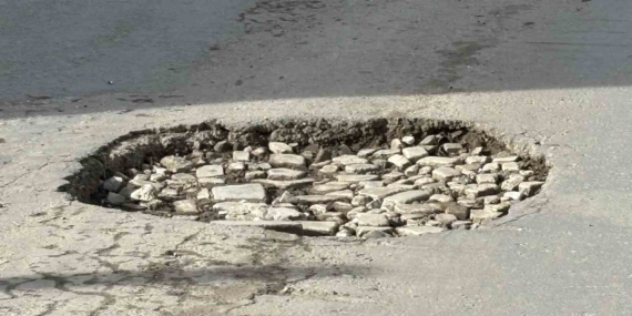 Edirne’de bozuk yollar sürücülerin çilesi oldu