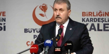 BBP Genel Başkanı Destici: "Terörle, teröristle müzakere olmaz, mücadele edilerek kökü kazınmalıdır"