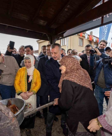 Kocaeli’de 200 yıllık ’imece’ geleneği: 5. Kaz Bayramı kutlandı