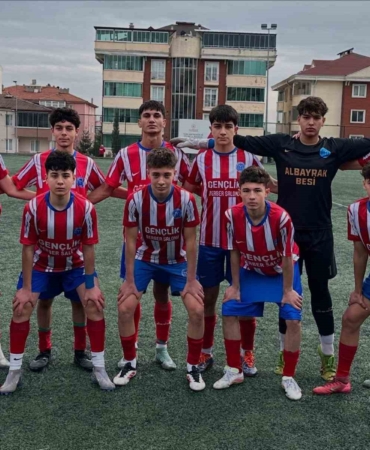 U16 Gençler Ligi’nde çekişme devam ediyor