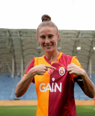 Ebru Topçu, GSPlus’a özel açıklamalar yaptı