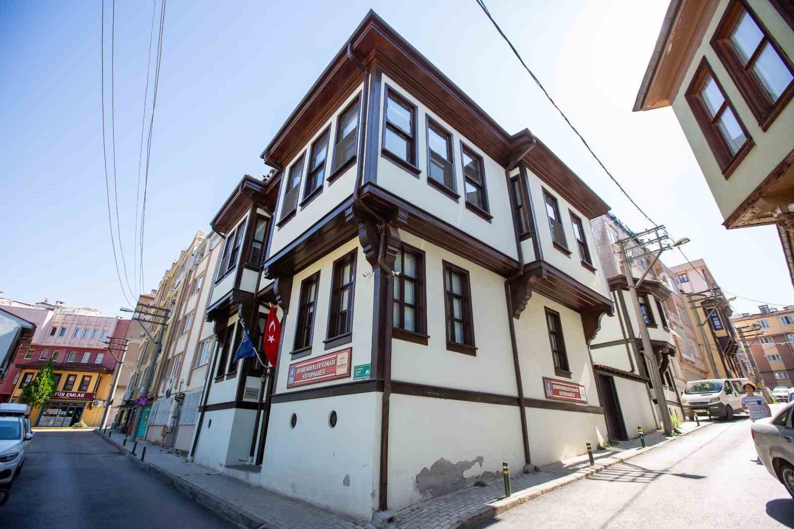 Bursa’nın bilgiye açılan kapılarına yoğun ilgi