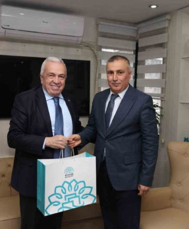 Nilüfer Belediye Başkanı Özdemir’den Bursa İl Milli Eğitim Müdürü Çokgezer’e ziyaret