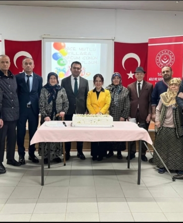 Bilecik’te huzurevinde doğum günü sevinci