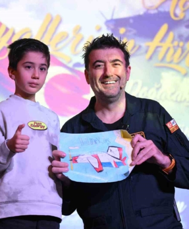 HÜRKUŞ’un baş test pilotu Murat Özpala GUHEM’de deneyimlerini paylaştı