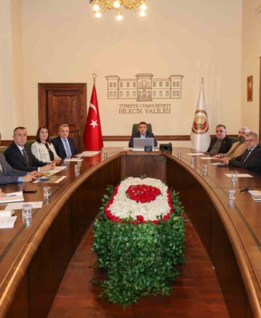 Vali Sözer başkanlığında Bozüyük OSB toplantısı yapıldı