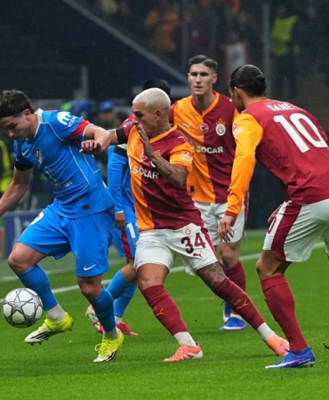 UEFA Şampiyonlar Ligi: Galatasaray: 1 - Atletico Madrid: 1 (İlk yarı)