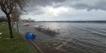 Lodos vurdu, Tekirdağ sahili suyla kaplandı