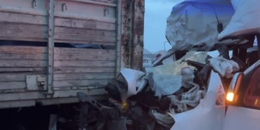 Kocaeli’de servis minibüsü ile kamyon çarpıştı: 7 yaralı