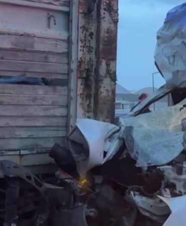 Kocaeli’de servis minibüsü ile kamyon çarpıştı: 7 yaralı